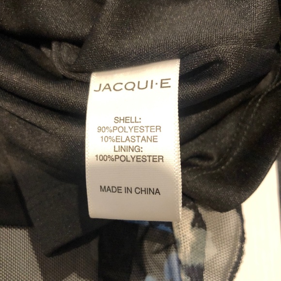 Jacqui E Dresses Jacqui E Size Medium Navy Floral Dress Pretty